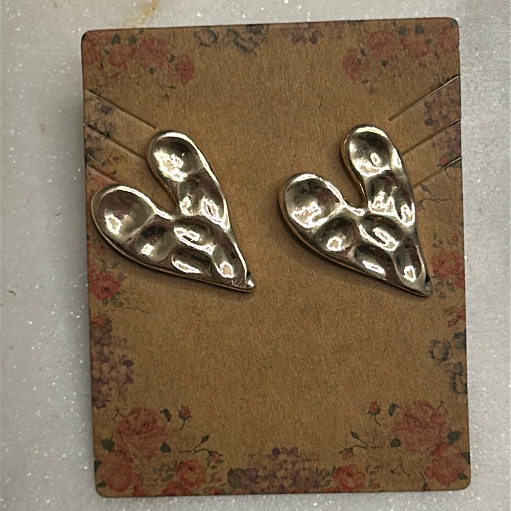 One Heart Earrings New